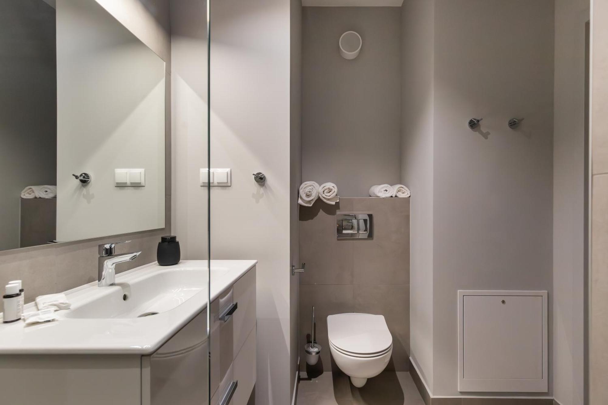 Nextdoor Apartments Krakow Ngoại thất bức ảnh